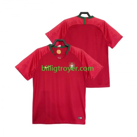 Billige Fotballdrakter Portugal Retro Hjemmedraktsett 2018 Kortermet Billige Fotballdrakter Portugal Retro Hjemmedraktsett 2018 Kortermet